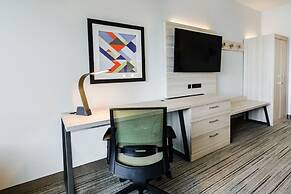 Holiday Inn Express & Suites Edmonton N - St. Albert by IHG