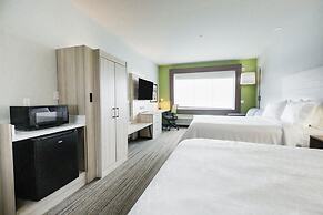 Holiday Inn Express & Suites Edmonton N - St. Albert by IHG