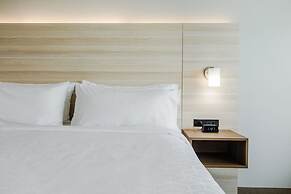 Holiday Inn Express & Suites Edmonton N - St. Albert by IHG