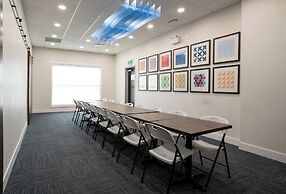 Holiday Inn Express & Suites Edmonton SW - Windermere by IHG