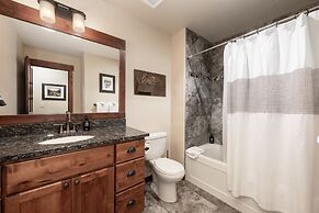 Cozens Pointe E 102 2 Bedroom Condo by RedAwning