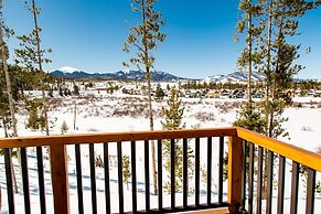 Cozens Pointe E 102 2 Bedroom Condo by RedAwning