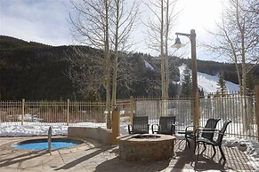 Full Renovated 1br -walk To Gondola & Kids Ski Free 1 Bedroom Condo by