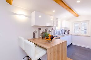 Leonarda Baroque House - Old Town