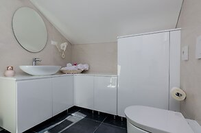 Leonarda Baroque House - Old Town