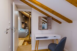 Leonarda Baroque House - Old Town