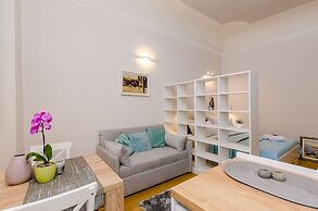 Leonarda Baroque House - Old Town