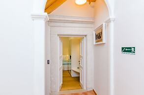 Leonarda Baroque House - Old Town