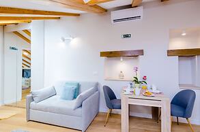 Leonarda Baroque House - Old Town