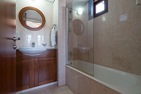 Apartment DD12 - Chloe