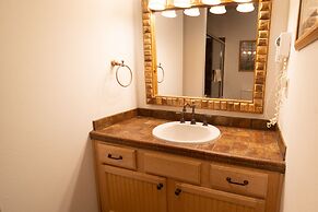 Cabins at Grand Mountain