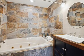 Gatlinburg - Barbara's Song #4125