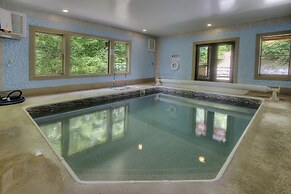 Mystical Creek Pool Lodge #600