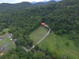 Mystical Creek Pool Lodge #600