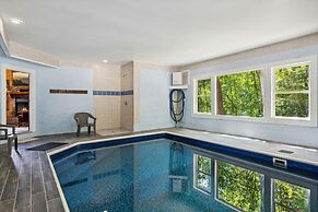 Mystical Creek Pool Lodge #600