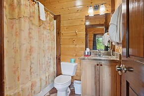 Mystical Creek Pool Lodge #600