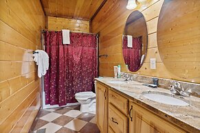 Mystical Creek Pool Lodge #600