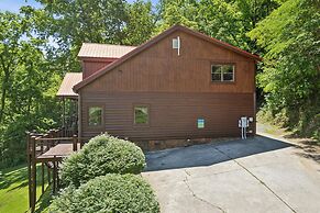 Mystical Creek Pool Lodge #600