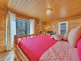 Cottage In The Pines #297