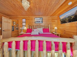 Cottage In The Pines #297