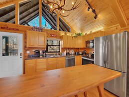 Cottage In The Pines #297