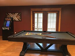 Black Bear Cinema #4819