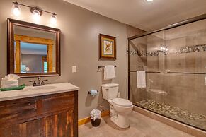 Black Bear Cinema #4819