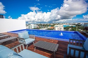 Amazing 2BR Condo w/ Pool+views!! Dream Location!!