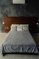 Breathtaking Beach Villa, Feel the Inviting Vibe!