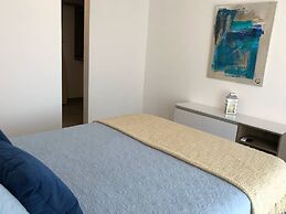 3-br Condo, Partial Ocean View, 2blocks From Ocean