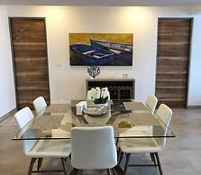 3-br Condo, Partial Ocean View, 2blocks From Ocean