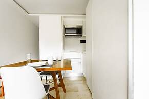 Brand New Studio! Steps From The Beach! AC! Best!