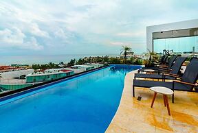 Amazing Studio, Best Location, AC, Beach!