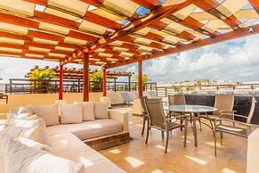 Beachfront Penthouse With Private Pool, Amazing!