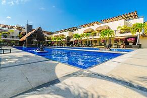 Beachfront Penthouse With Private Pool, Amazing!