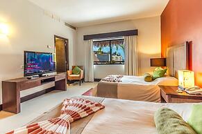 Beachfront Penthouse With Private Pool, Amazing!