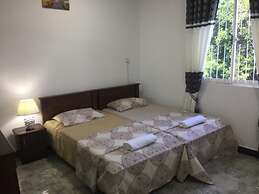 Grand Star Guest House