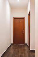 La Lola Hotel & Suites