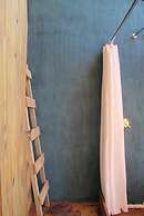 Caliu Earthship Ecolodge