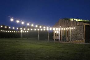 Caliu Earthship Ecolodge