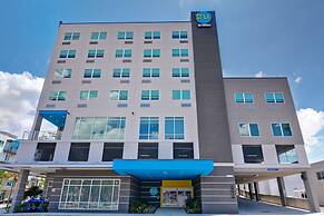 Tru By Hilton St. Petersburg Downtown Central Ave, FL