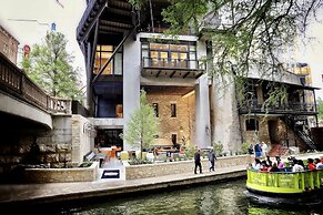 Canopy by Hilton San Antonio Riverwalk