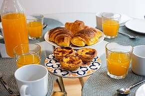 Garcia de Orta - Chic & Trendy T.M. Flat