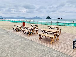 Beach Side Village Familiar - Hostel