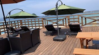 Beach Side Village Familiar - Hostel