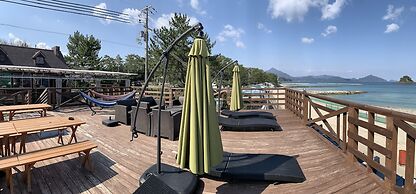 Beach Side Village Familiar - Hostel