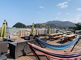 Beach Side Village Familiar - Hostel