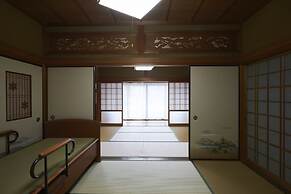 Vacation rentals -sui-