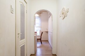 SivakApart on Suvorovskiy 9