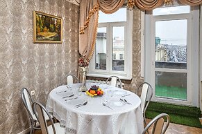 SivakApart on Nevskiy 72